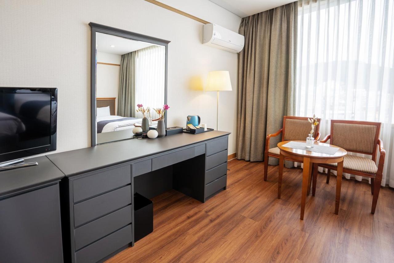 Hotel Homefourest Geoje Zewnętrze zdjęcie